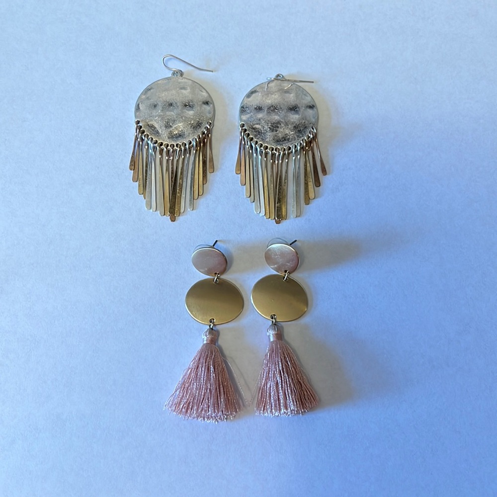 NWOT Set of Time and Tru Earrings